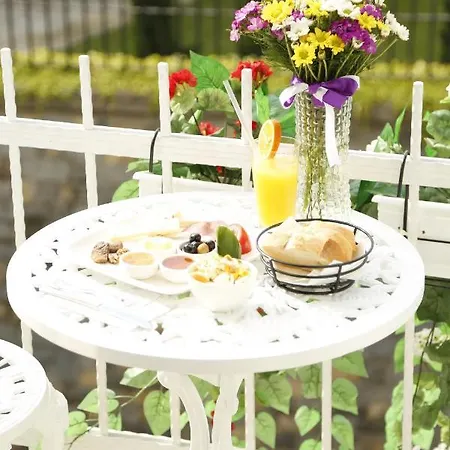 Mien W לינה וארוחת בוקר איסטמבול