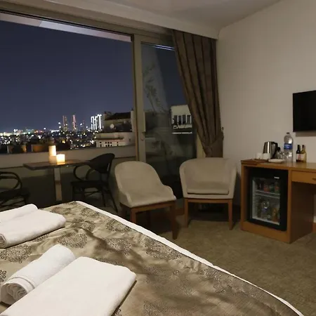 לינה וארוחת בוקר Mien W