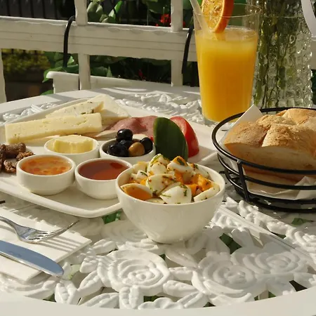 Mien W Bed & Breakfast Istanbul